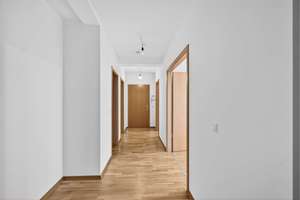 Großzügige 5-Zi.-Wohnung mit hochwertiger Ausstattung I 2 Balkone u. Garten I Top Lage im Kiez – Die vollständige Adresse der Immobilie erhältst du vom Anbieter., 12157 Steglitz, Berlin – Vorschaubild 5