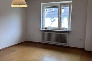 Ruhiges Mittelreihenhaus in Düsseldorf-Rath sofort bezugsfertig zu vermieten. – Die vollständige Adresse der Immobilie erhältst du vom Anbieter., 40472 Rath, Düsseldorf – Vorschaubild 24