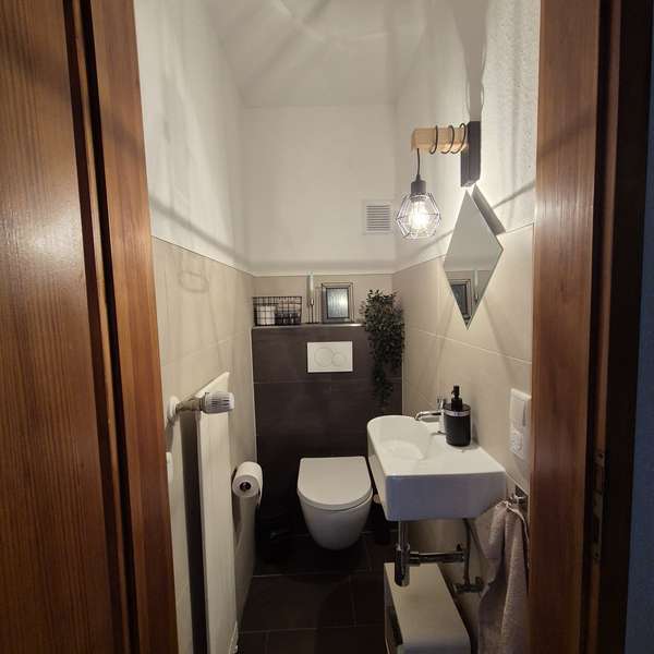 *** helle und schöne 3-Zimmer-Wohnung mit Balkon ***