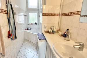 Altbau - Bezugsfreie, schöne 4-Zimmer Wohnung mit zwei Balkonen am Neckar – 68169 Neckarstadt-West, Mannheim – Vorschaubild 10