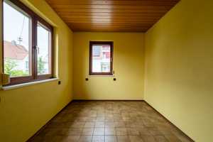 FÜR HOLZLIEBHABER! Freistehendes Einfamilienhaus mit großer Garage und schönem Garten
 – Ravensburg (Kreis) – Vorschaubild 22