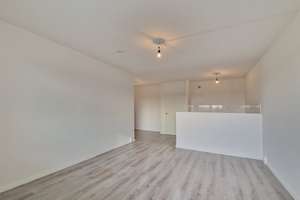 Kurzfristig Wohnung gesucht? - Wir haben eine schicke 3-Zimmer-Wohnung für Sie! – Albert-Köhler-Straße 81, 9122 Morgenleite, Chemnitz – Vorschaubild 4