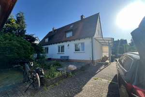 Familienfreundliche Doppelhaushälfte mit weitläufigem Garten und viel Potenzial – Die vollständige Adresse der Immobilie erhältst du vom Anbieter., 90469 Gartenstadt, Nürnberg – Vorschaubild 3