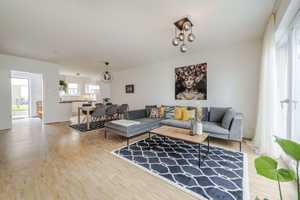 Fully Furnished Family Home with Garden, Roof Terrace & 2 Garage Spots – Frankfurt – Am Hollerbusch 65, 60437 Frankfurt am Main – Vorschaubild 1