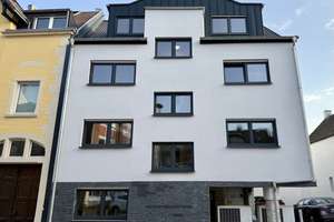 Wohnen am Rhein: Hochwertige 4-Zimmer-Maisonette im beliebten Köln-Sürth