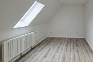 Gemütlich 2-Zimmer-Dachgeschosswohnung – Am Beeckbach 12, 47139 Beeck, Duisburg – Vorschaubild 4