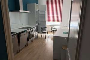 2,5 Zimmer-Altbau-Wohnung möbliert in der Maxvorstadt für 12-18 Monate zu vermieten!!!! – Amalienstraße 15, 80799 Universität, München – Vorschaubild 3