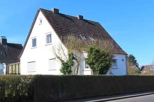Provisionsfrei - 1-2 Familienhaus in Kassel-Eichwald – Die vollständige Adresse der Immobilie erhältst du vom Anbieter., 34123 Bettenhausen, Kassel – Vorschaubild 2