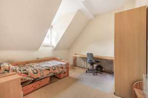 Bremen-Osterholz: Großzügige Doppelhaushälfte mit weitläufigem Grundstück und viel Potenzial – Die vollständige Adresse der Immobilie erhältst du vom Anbieter., 28325 Ellenerbrok-Schevemoor, Bremen – Vorschaubild 16