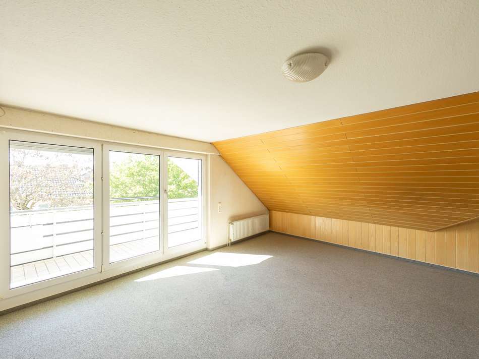 Schlafzimmer (DG)