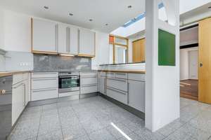 Klassik trifft Moderne auf phantastischem Grundstück – Die vollständige Adresse der Immobilie erhältst du vom Anbieter., 65779 Kelkheim (Taunus) – Vorschaubild 6