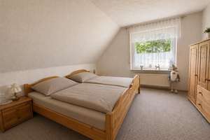 Wohnen im Grünen: Familienfreundliches Einfamilienhaus mit Garage – Die vollständige Adresse der Immobilie erhältst du vom Anbieter., 26632 Ihlow – Vorschaubild 10