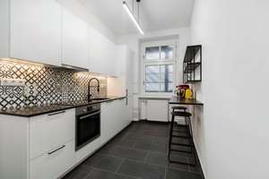 Willkommen in Ihrem neuen Zuhause – einem Ort, der Komfort, Wärme und Lebensqualität vereint – Halskestraße 3, 12167 Steglitz, Berlin – Vorschaubild 3