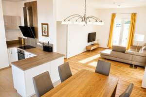 IM BELIEBTEN KÜNSTLERVIERTEL! MODERNES PENTHOUSE MIT SONNIGER DACHTERRASSE UND TIEFGARAGENSTELLPLATZ – Die vollständige Adresse der Immobilie erhältst du vom Anbieter., 65197 Rheingauviertel / Hollerborn, Wiesbaden – Vorschaubild 2