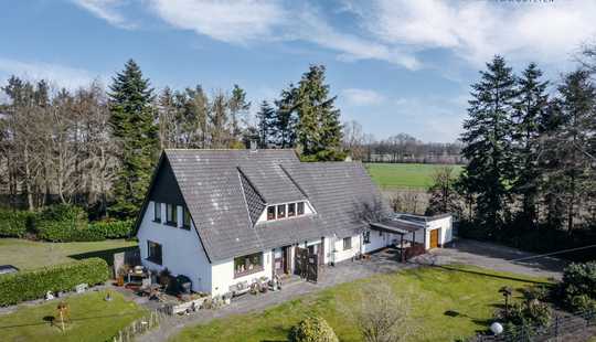 Bild von **Charmantes Einfamilienhaus mit Potenzial in idyllischer Lage** Über 5.000m² Grundstück!!!!