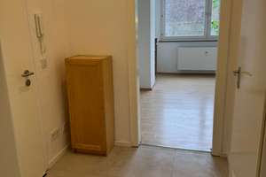 Erdgeschoss Wohnung in zentraler Wohnlage von Essen Kray. Nähe Marktplatz. Mit Küchenzeile. – Hubertstraße 287, 45307 Kray, Essen – Vorschaubild 4