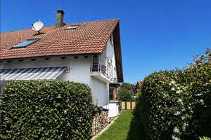 OHNE MAKLER: 🏡 Gepflegte Doppelhaushälfte in Schorndorf-Schlichten – ruhig & familienfreundlich – Die vollständige Adresse der Immobilie erhältst du vom Anbieter., 73614 Schorndorf – Vorschaubild 1