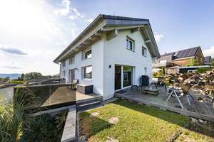 Zu Fuß zum Bodensee - Familienidylle mit 4 Zimmern auf 172qm in Öhningen – Die vollständige Adresse der Immobilie erhältst du vom Anbieter., 78337 Öhningen – Vorschaubild 3