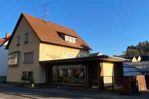 Freistehendes Haus + separate Wohnung, Garage und Grundstück – Zweibrücker Straße 63, 66482 Zweibrücken – Vorschaubild 1