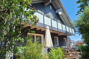 Großzügig leben & wohnen -  Besonderes Holzhaus mit großem Garten & Garage in Großalfalterbach
