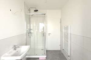 Erstbezug nach Sanierung ! Sanierte 3-Zimmer Wohnung in Top Lage von Mannheim ! – Die vollständige Adresse der Immobilie erhältst du vom Anbieter., 68219 Rheinau, Mannheim – Vorschaubild 4