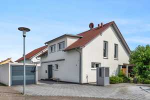 "Modernes Einfamilienhaus – Energieeffizient (A+) und Stilvoll Wohnen" – Prof.-Zenneck-Weg 8, 74589 Schwäbisch Hall (Kreis) – Vorschaubild 1