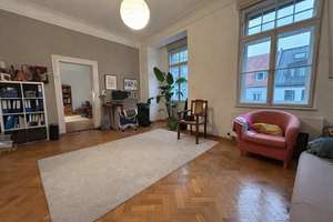 Exklusive, lichtdurchflutete 4-Zimmer-Altbauwohnung mit Parkett & hohen Decken im Bismarckviertel – Die vollständige Adresse der Immobilie erhältst du vom Anbieter., 86159 Bahnhofs-, Bismarckviertel, Augsburg – Vorschaubild 1