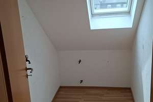 Alltagstaugliche 2,5-Zimmer-Wohnung in saniertem Zustand in Bochum – Elisabethstrasse 41, 44866 Wattenscheid-Mitte, Bochum – Vorschaubild 4