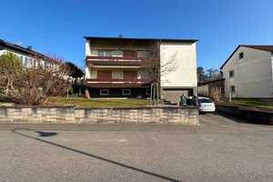 Geräumiges, günstiges 10-Zimmer-Einfamilienhaus (2 Wohnungen) in Zaisenhausen – Talstraße 10, 75059 Karlsruhe (Kreis) – Vorschaubild 1