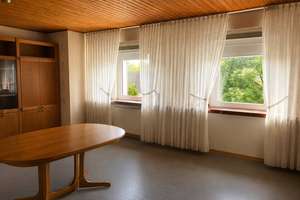 Wohnfreundliche 3-Zimmer-Wohnung in der Bahnhofstraße, Duisburg – Bahnhofstraße 224, 47178 Vierlinden, Duisburg – Vorschaubild 2