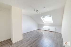 Lichtdurchflutetes Wohnerlebnis mit Weitblick – DG-Wohnung mit Dachterrasse – Die vollständige Adresse der Immobilie erhältst du vom Anbieter., 42289 Heckinghausen, Wuppertal – Vorschaubild 5