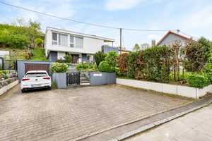 Zweifamilienhaus mit schönem Garten und Garage – Reutlingen (Kreis) – Vorschaubild 23