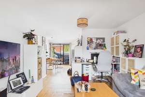 Lichtdurchflutete 2-Zimmerwohnung mit Loggia im begehrten Gohlis-Süd! – Die vollständige Adresse der Immobilie erhältst du vom Anbieter., 4155 Gohlis-Süd, Leipzig – Vorschaubild 3