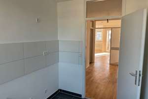 Schöne 3 Zimmer-Wohnung mit Loggia – Äußere Bayreuther Str. 154, 90411 Schafhof, Nürnberg – Vorschaubild 10