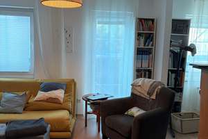 Helle, gemütliche Wohnung mit Balkon & Gartenmitbenutzung