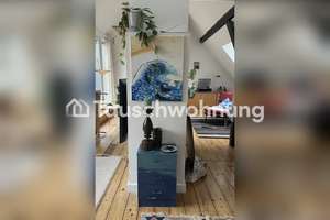 Tauschwohnung: helle, große Dachgeschoss-Wohnung mit Balkon