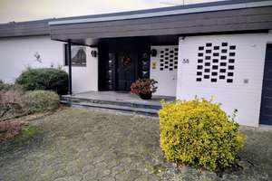 freistehendes Einfamilienhaus am Waldrand von Alt Hackenbroich mit Garage in Dormagen – Clauiusstr 38, 41540 Dormagen – Vorschaubild 3