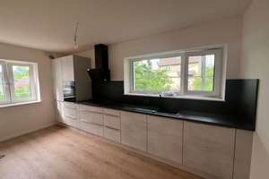 Erstbezug Möhringen: Stilvolle 3,5-Zi.-Etagenwohnung mit Kamin, Balkon & Garten – Im Schießgärtle 17, 70567 Möhringen-Mitte, Stuttgart – Vorschaubild 4