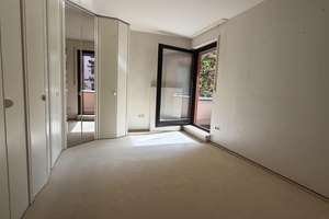 Großzügige 3,5-Zimmer zur Miete in Altdorf mit Aufzug und großem Balkon! – Die vollständige Adresse der Immobilie erhältst du vom Anbieter., 90518 Altdorf bei Nürnberg – Vorschaubild 2
