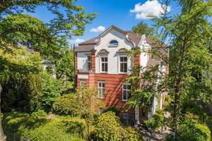 Stilvolle Hochparterre-Wohnung mit Terrasse in herrschaftlicher Villa – Die vollständige Adresse der Immobilie erhältst du vom Anbieter., 12205 Lichterfelde, Berlin – Vorschaubild 13