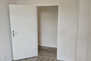 Komplett sanierte 3 Zimmer Wohnung in Gelsenkirchen zu vermieten – Bergmannstr. 21, 45886 Ückendorf, Gelsenkirchen – Vorschaubild 7