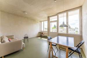 Bezugsfreie 2-Zimmer-Wohnung mit Balkon in Tempelhof