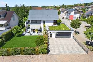 Exklusives Einfamililienhaus mit großer Garage und tollem Grundstück – Die vollständige Adresse der Immobilie erhältst du vom Anbieter., 76646 Bruchsal – Vorschaubild 3
