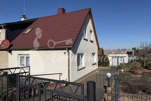Bevorzugte Wohnlage: Doppelhaushälfte in der Vogelsiedlung - Zwickau im Verkauf – Finkenweg  75, 8066 Eckersbach Siedlung, Zwickau – Vorschaubild 1
