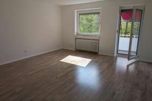 Hochwertig modernisierte 2-Zimmer-Wohnung inkl Einbauküche – Vogtlandstr 8, 42651 Solingen-Mitte, Solingen – Vorschaubild 3