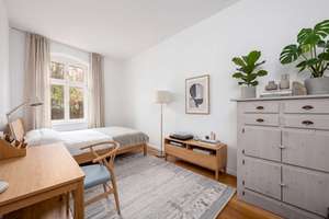 Hübsche Altbauwohnung an der Torstraße mit 2 Zimmern und kleiner Terrasse - aktuell vermietet – Die vollständige Adresse der Immobilie erhältst du vom Anbieter., 10119 Prenzlauer Berg, Berlin – Vorschaubild 7