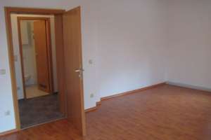 **KRIEGSHABER** Gepflegtes Mehrfamilienhaus mit 6 Wohneinheiten unweit der Uniklinik – Untere- Osterfeld- Straße 76, 86156 Kriegshaber, Augsburg – Vorschaubild 11