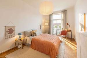 Bezugsbereite, lichterfüllte 4-Zimmer-Altbauwohnung mit Wohnküche und Balkonen – Die vollständige Adresse der Immobilie erhältst du vom Anbieter., 81677 Steinhausen, München – Vorschaubild 6