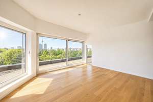 Winskiez: 114 qm DG-Whg mit Aufzug Balkon EBK u. spektakulärem Ausblick – Winsstraße 72, 10405 Prenzlauer Berg, Berlin – Vorschaubild 2