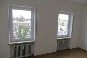 Schöne 3-Zimmer-Wohnung im Zentrum von Traunstein – Die vollständige Adresse der Immobilie erhältst du vom Anbieter., 83278 Traunstein – Vorschaubild 10